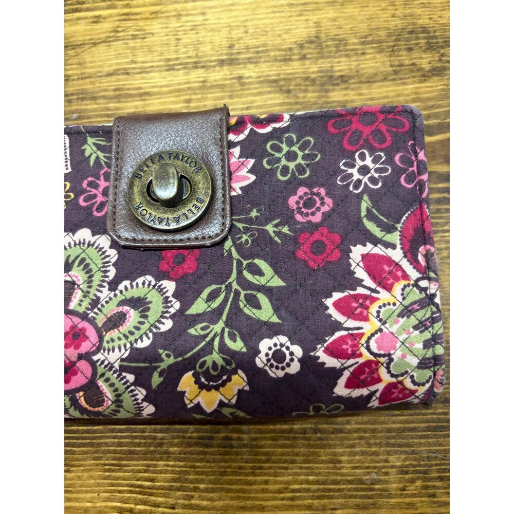 Bella & Taylor‎ Brown Paisley Wallet - Picture 3 of 4